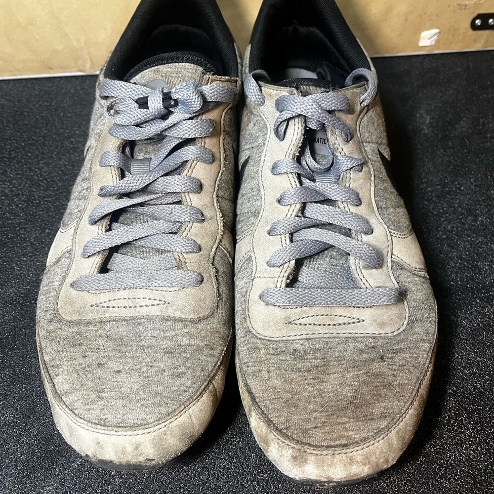 Nike Men's Sneakers in Gray and Black